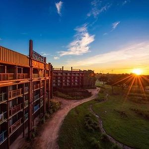 Disney'S Animal Kingdom Lodge